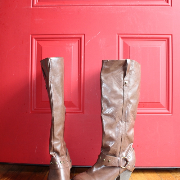 Women heeled riding boot - Picture 2 of 5